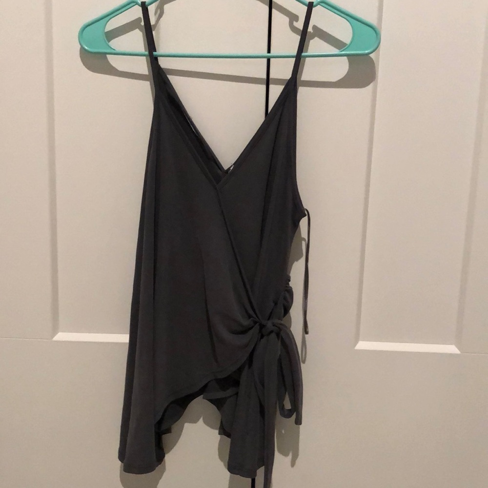 Dark grey tank